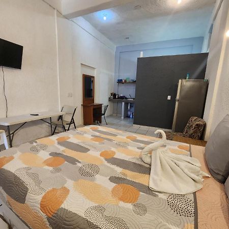 Small Studio Apt 5Min To Dt! ซีฮัวตาเนโค ภายนอก รูปภาพ