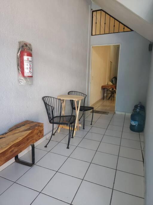 Small Studio Apt 5Min To Dt! ซีฮัวตาเนโค ภายนอก รูปภาพ